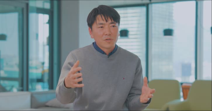 설명하는 사람